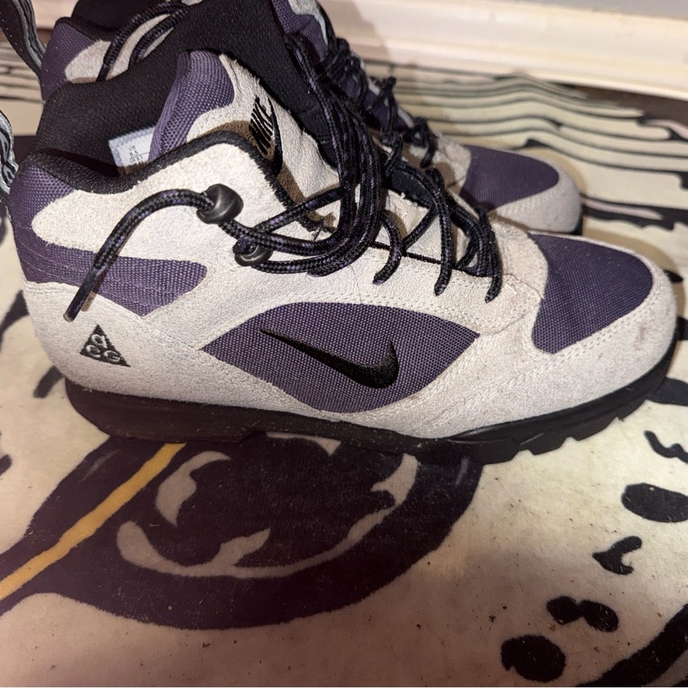 Nike Black and Purple Outerwear - Picture 3 of 7
